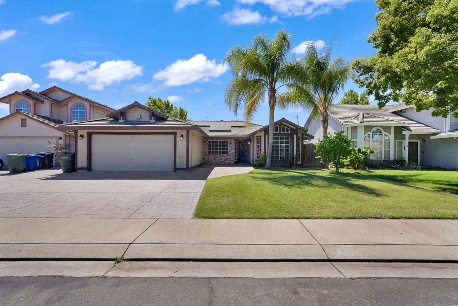 1019 Munchkin Dr, Ceres, CA 95351