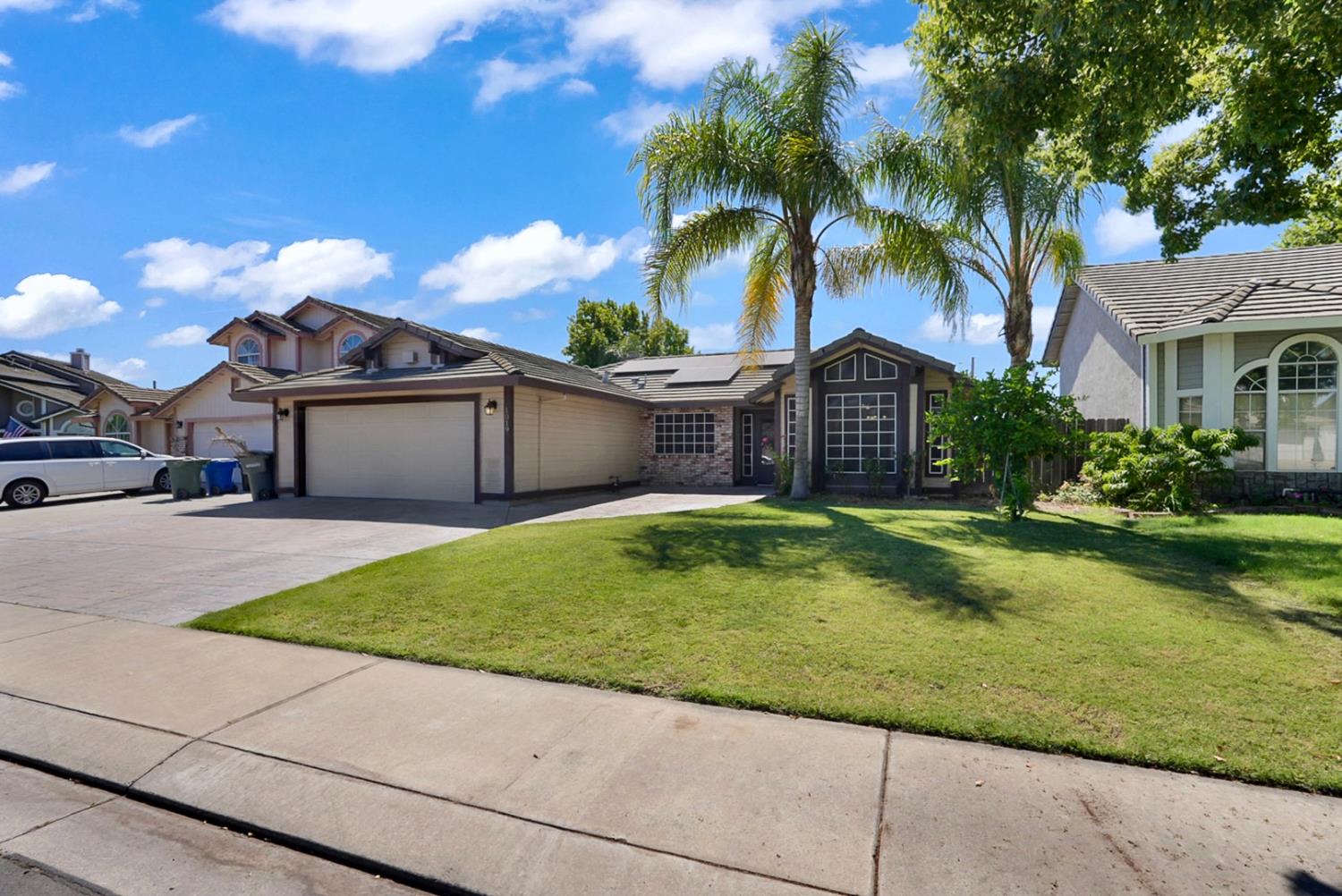 1019 Munchkin Dr, Ceres, CA 95351