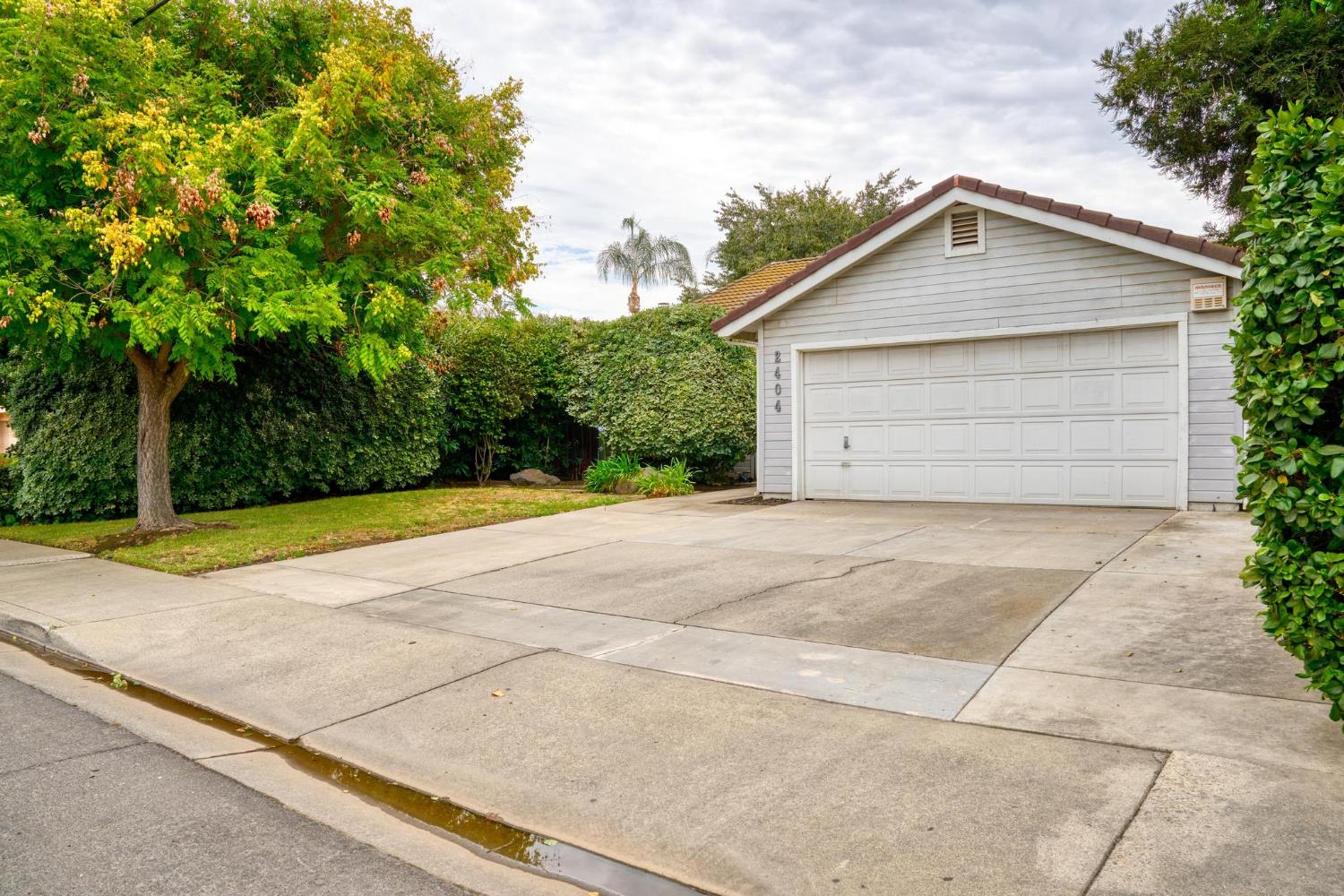 2404 Floyd Ave, Modesto, CA 95355