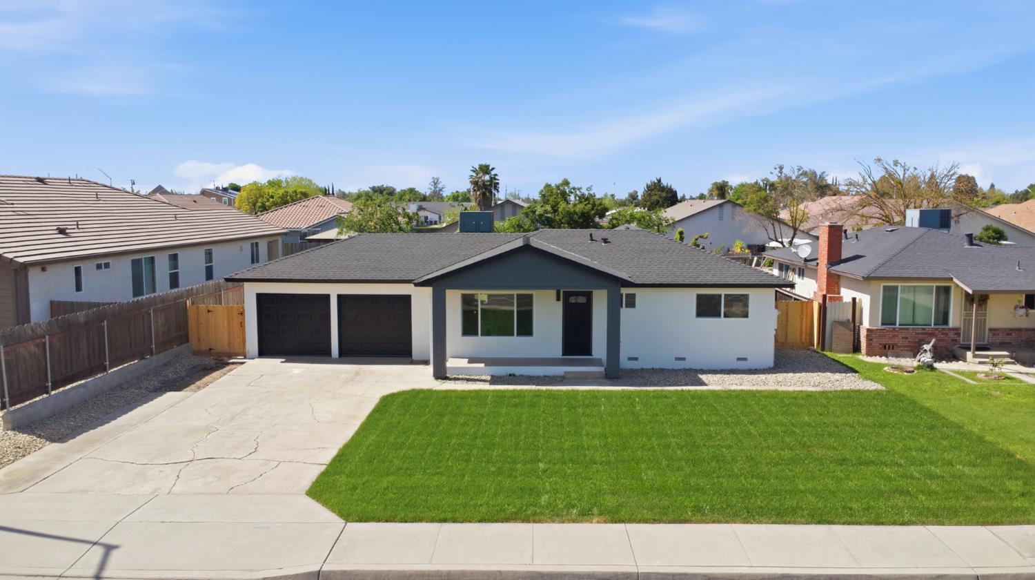 6237 Claus Rd, Riverbank, CA 95367
