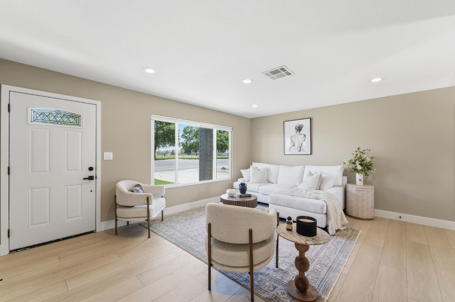 6237 Claus Rd, Riverbank, CA 95367
