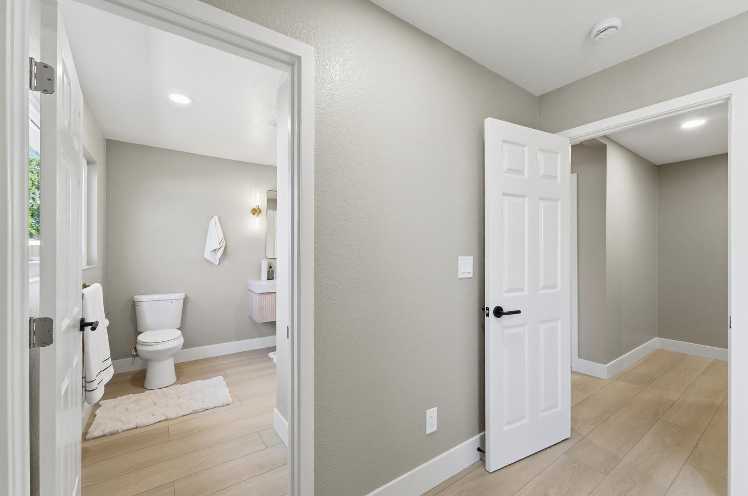 6237 Claus Rd, Riverbank, CA 95367