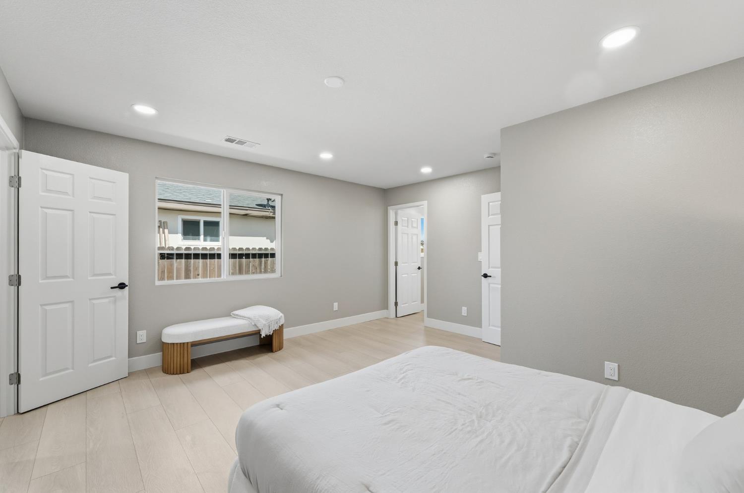 6237 Claus Rd, Riverbank, CA 95367