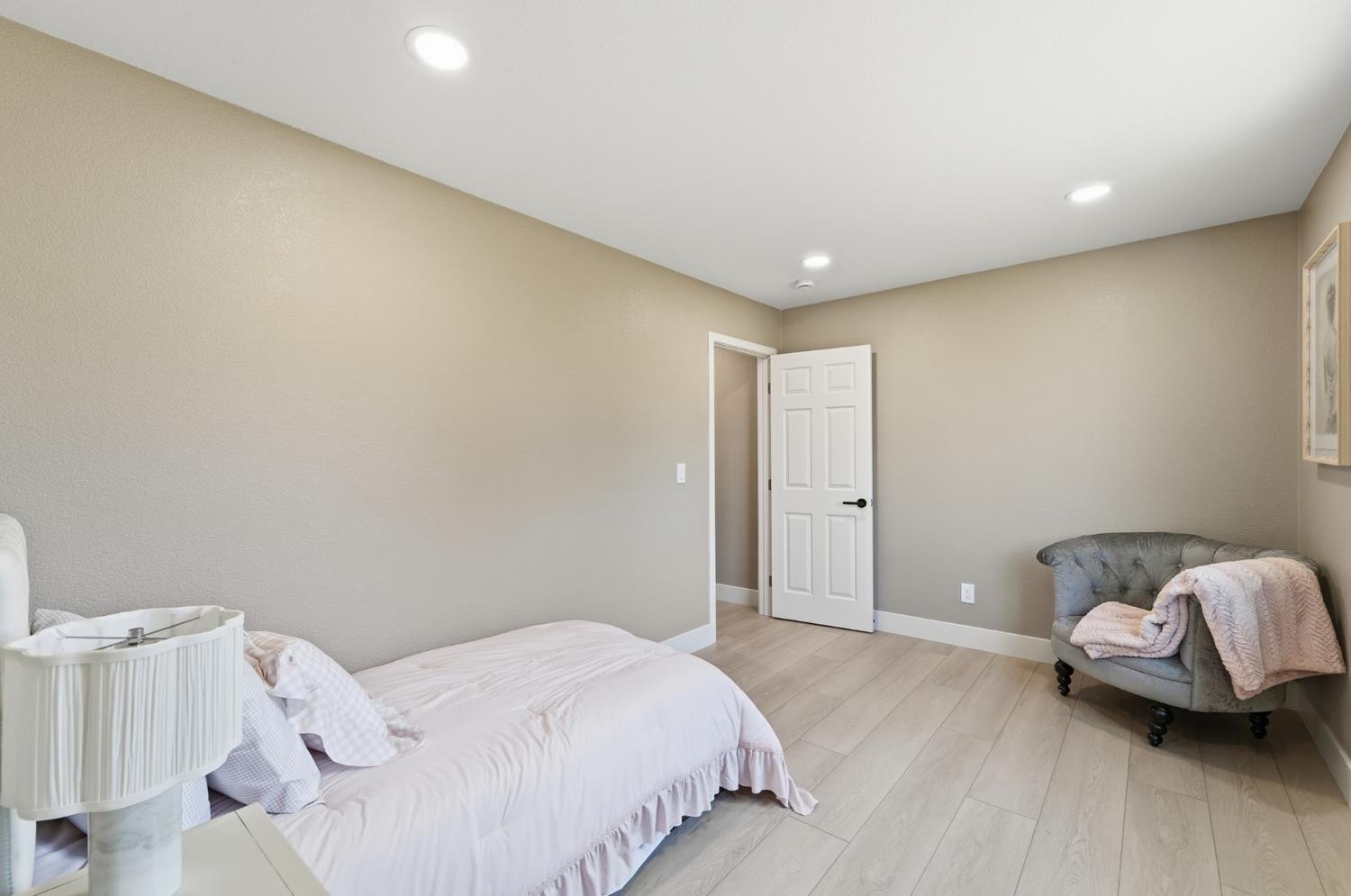 6237 Claus Rd, Riverbank, CA 95367
