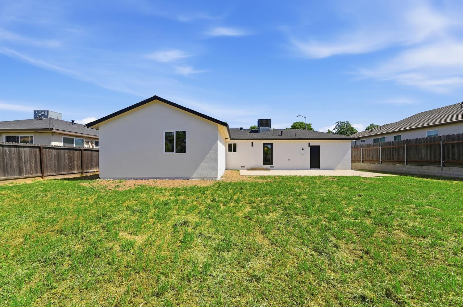 6237 Claus Rd, Riverbank, CA 95367