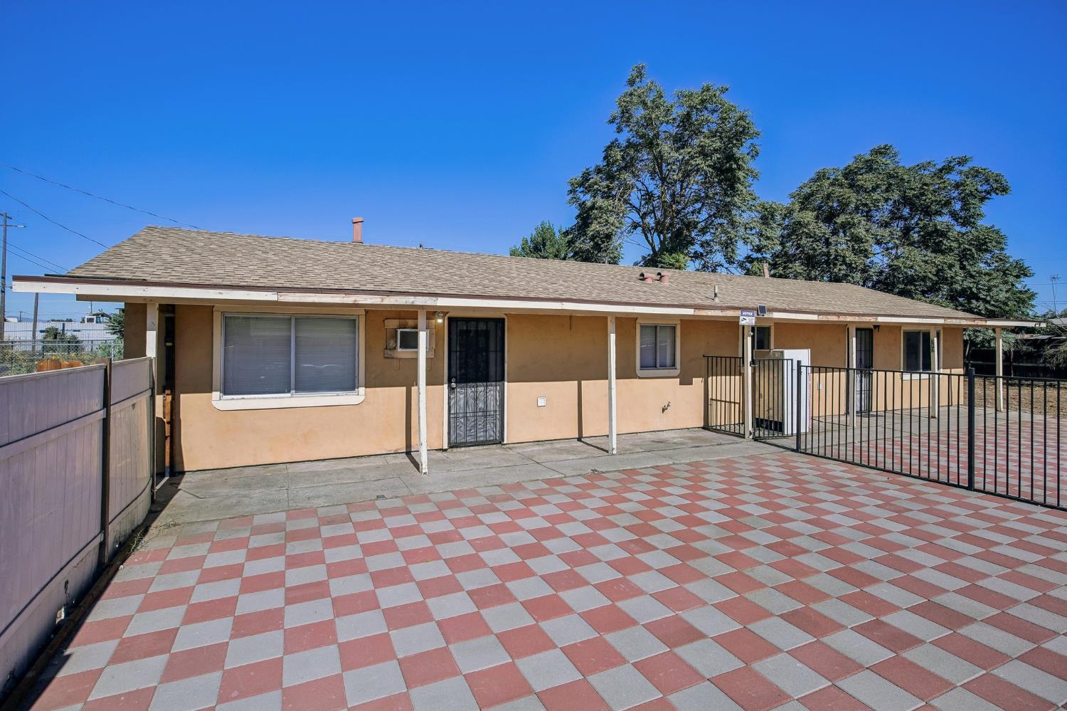717 Erickson Ave, Modesto, CA 95351