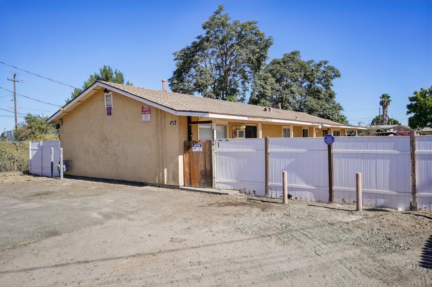 717 Erickson Ave, Modesto, CA 95351