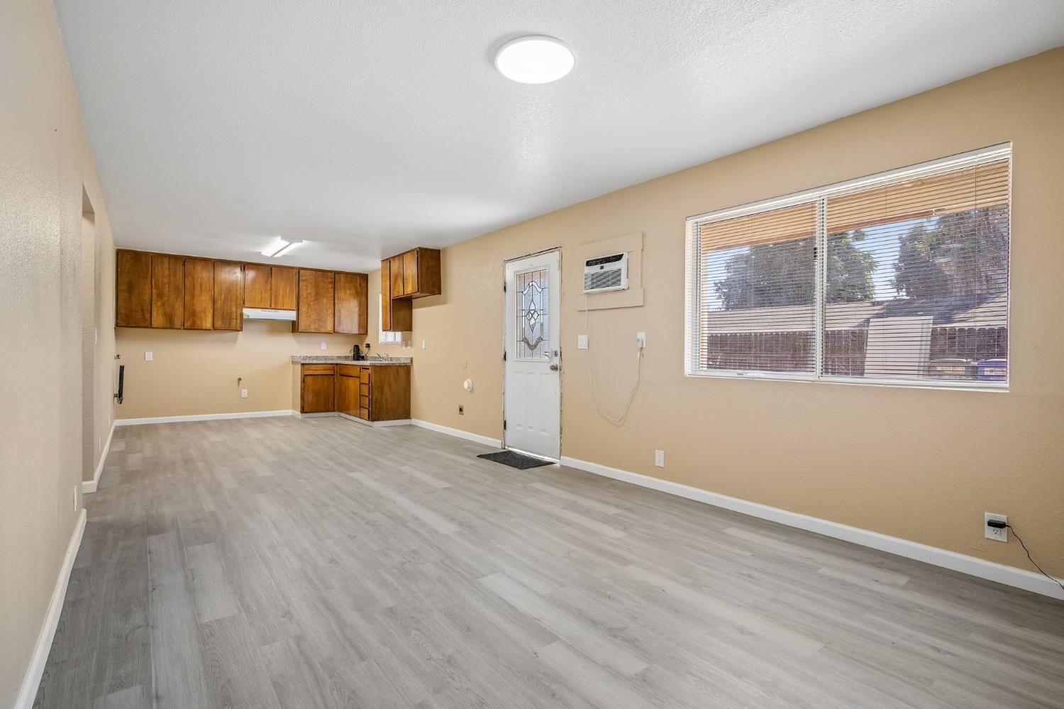 717 Erickson Ave, Modesto, CA 95351