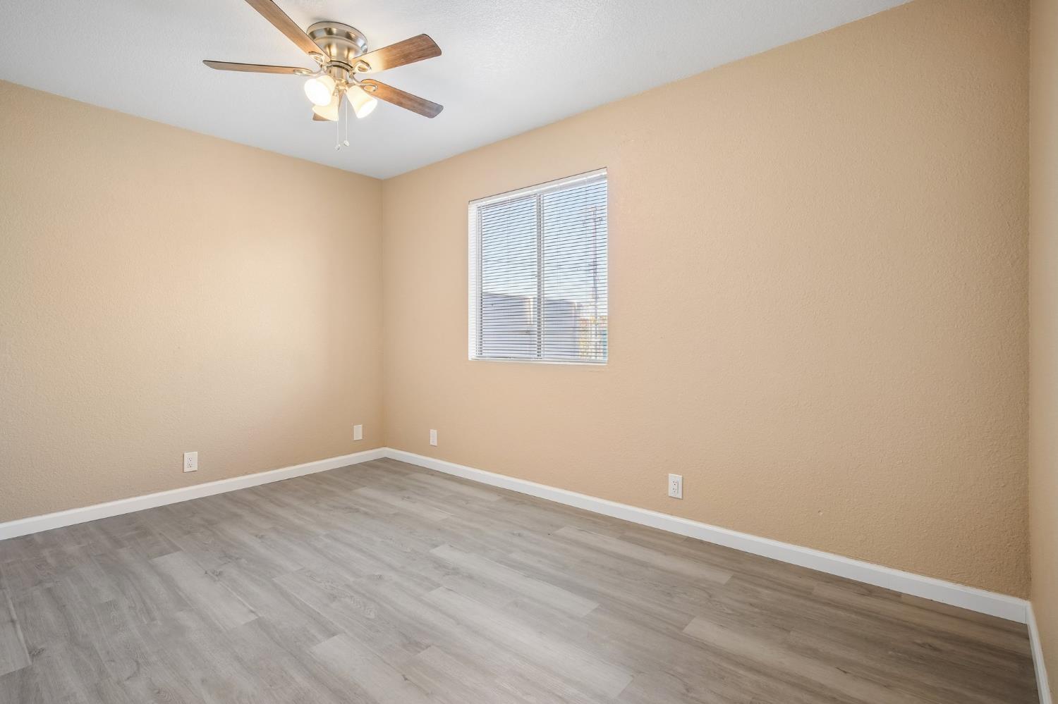 717 Erickson Ave, Modesto, CA 95351