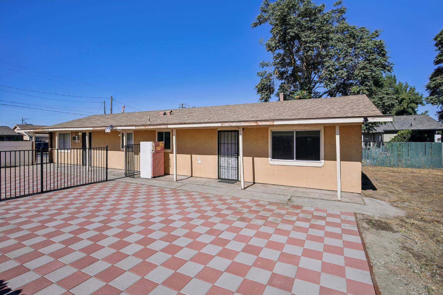 717 Erickson Ave, Modesto, CA 95351