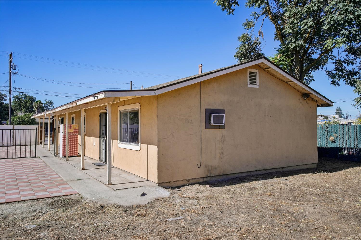717 Erickson Ave, Modesto, CA 95351