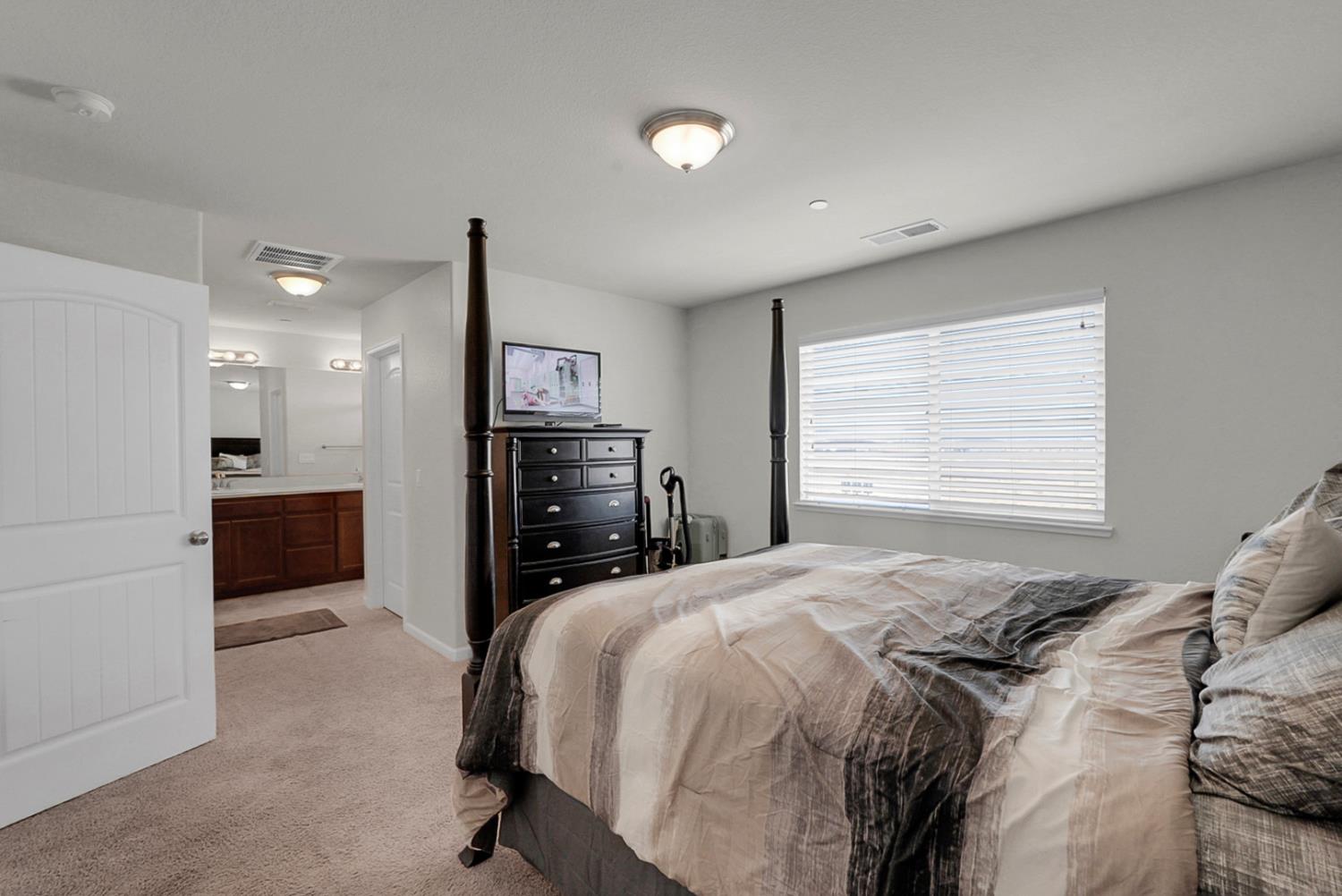 1433 Rosy Dawn Ln, Manteca, CA 95337
