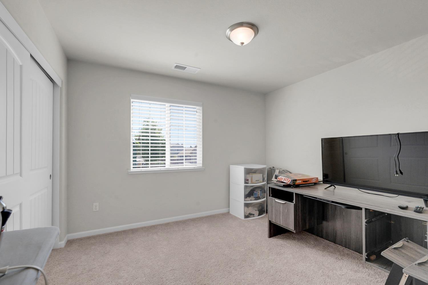 1433 Rosy Dawn Ln, Manteca, CA 95337