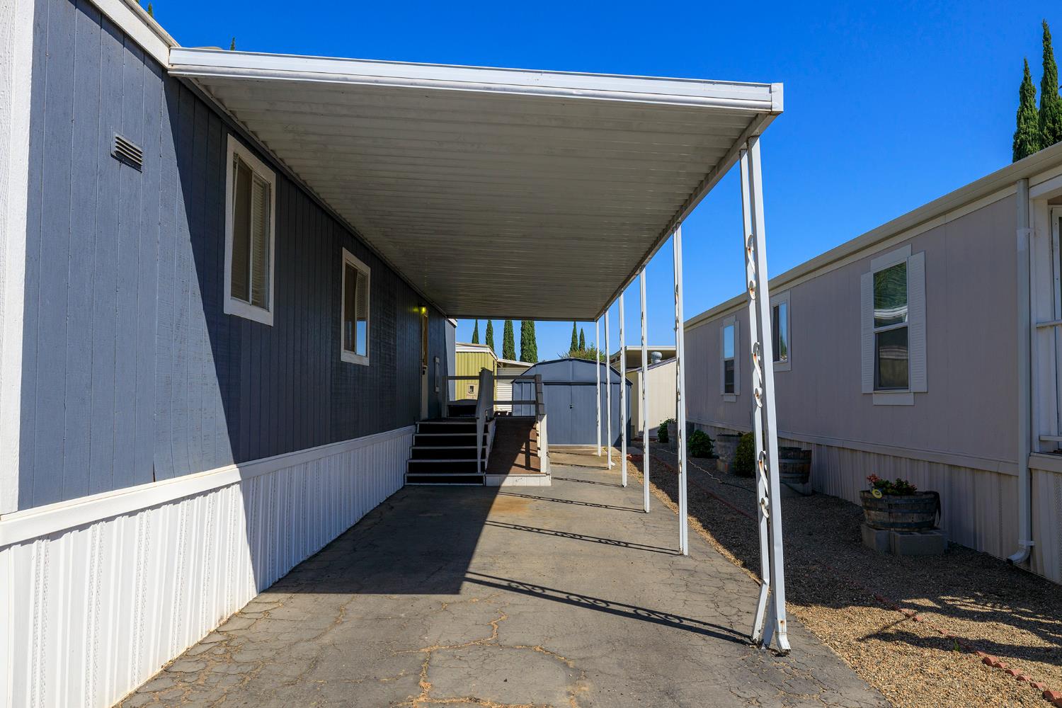 250 E Las Palmas Avenue #37, Patterson, CA 95363