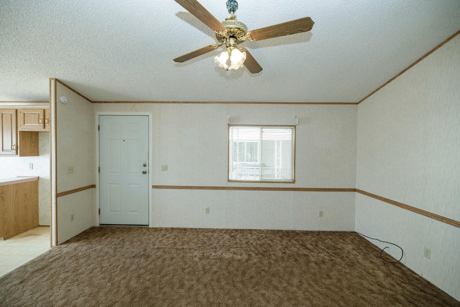 250 E Las Palmas Avenue #37, Patterson, CA 95363