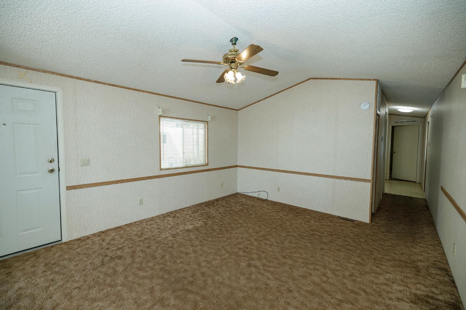 250 E Las Palmas Avenue #37, Patterson, CA 95363