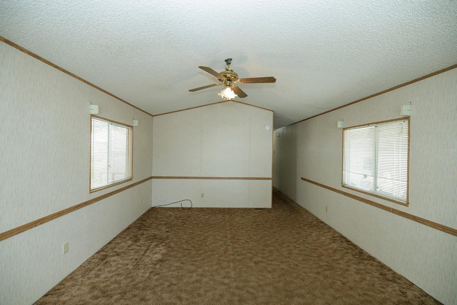 250 E Las Palmas Avenue #37, Patterson, CA 95363