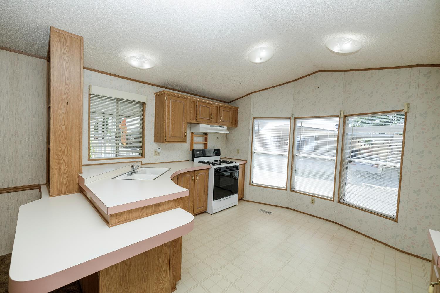 250 E Las Palmas Avenue #37, Patterson, CA 95363