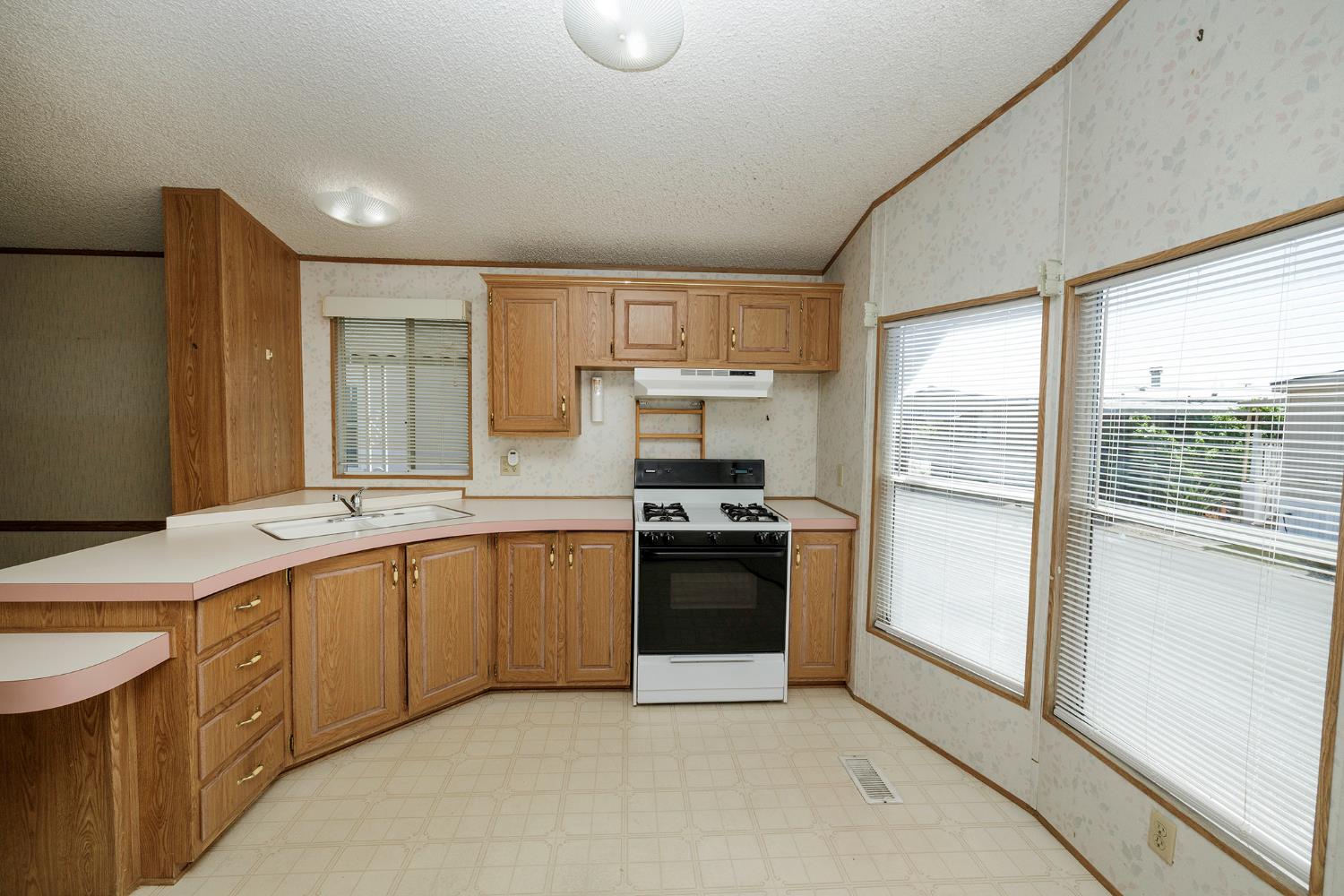 250 E Las Palmas Avenue #37, Patterson, CA 95363