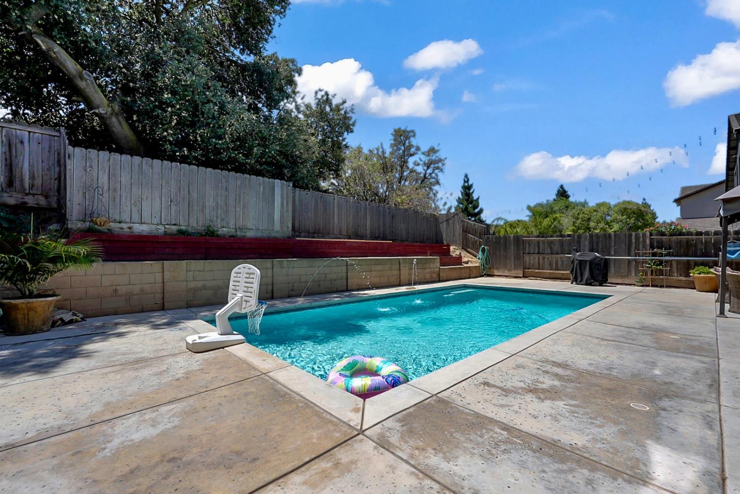 1767 Silver Ridge Way, Oakdale, CA 95361