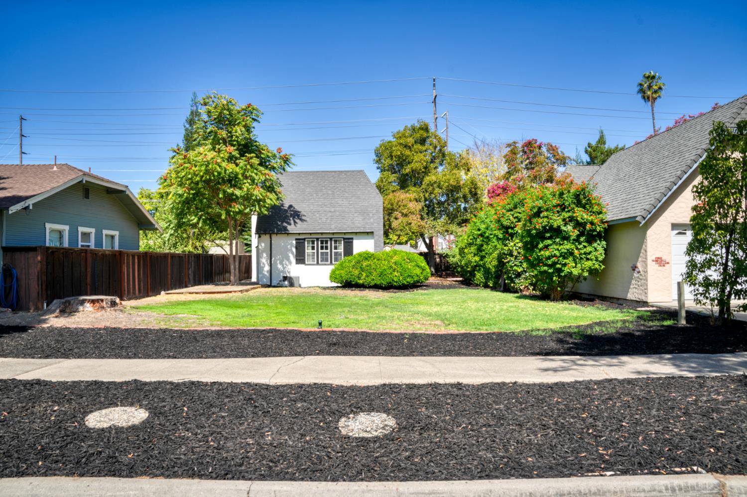 205 Maynell Ave, Modesto, CA 95354