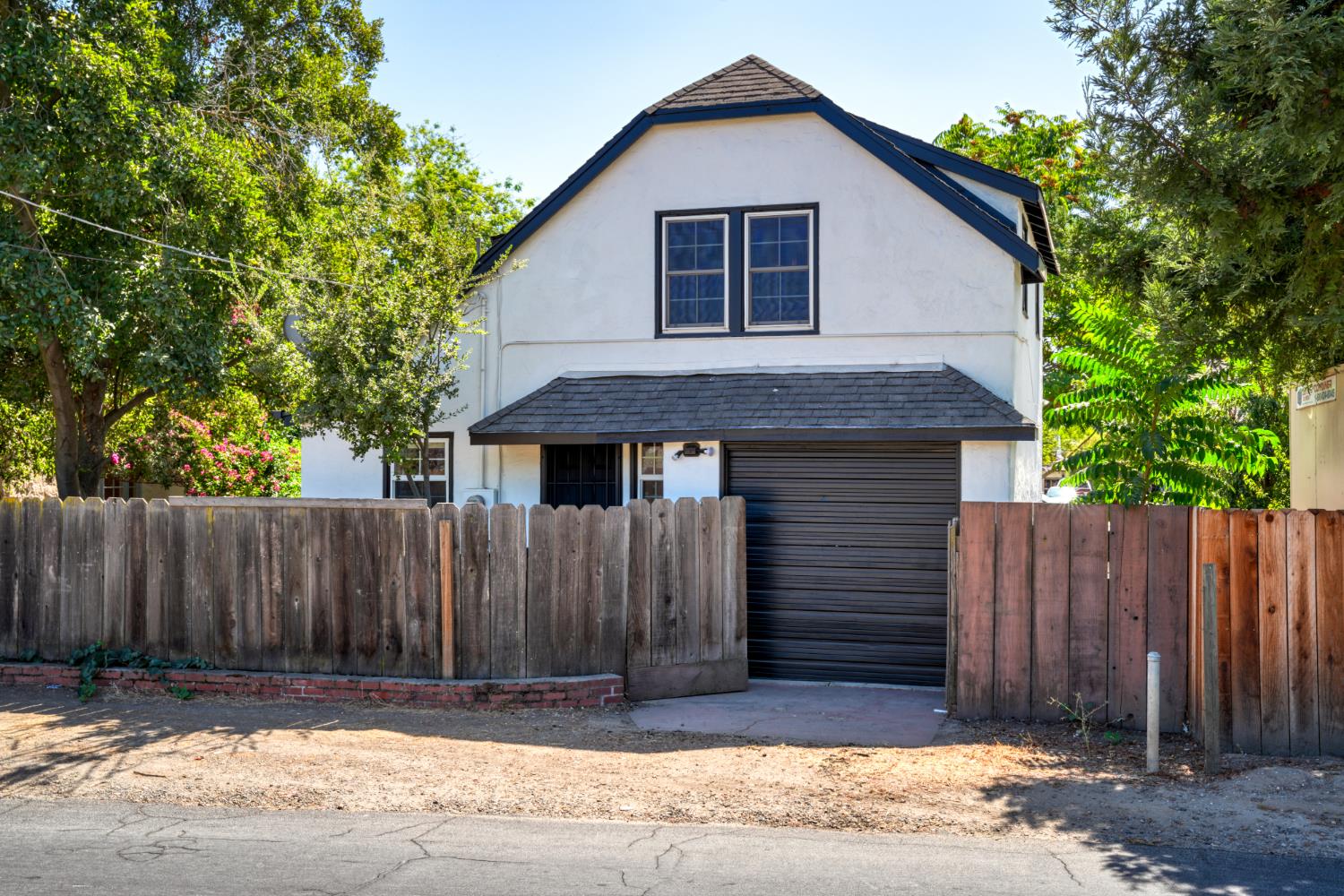 205 Maynell Ave, Modesto, CA 95354