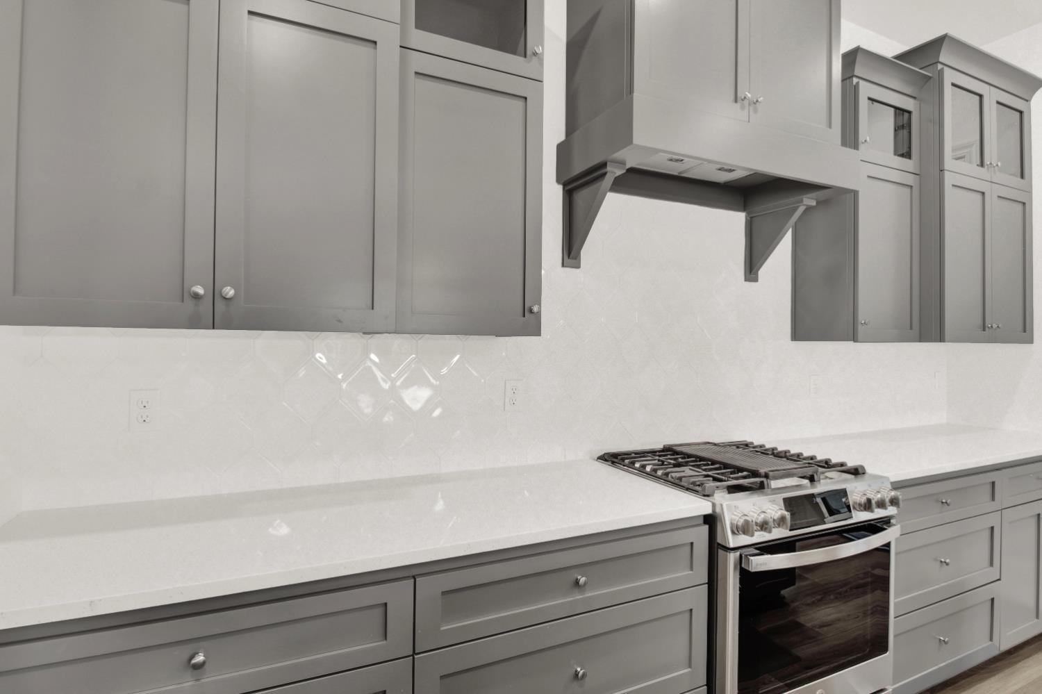 2039 Carmel Ranch Cir, Oakdale, CA 95361