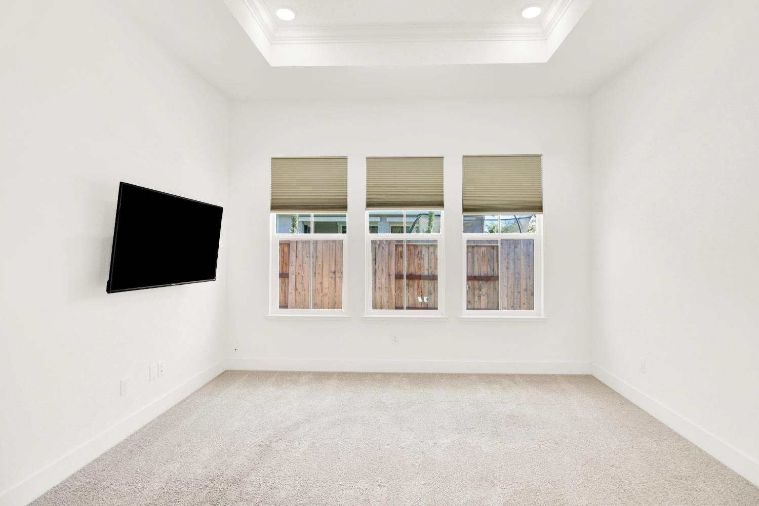 2039 Carmel Ranch Cir, Oakdale, CA 95361