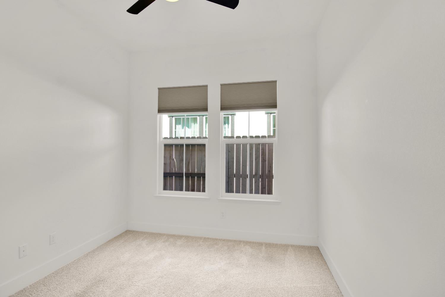 2039 Carmel Ranch Cir, Oakdale, CA 95361