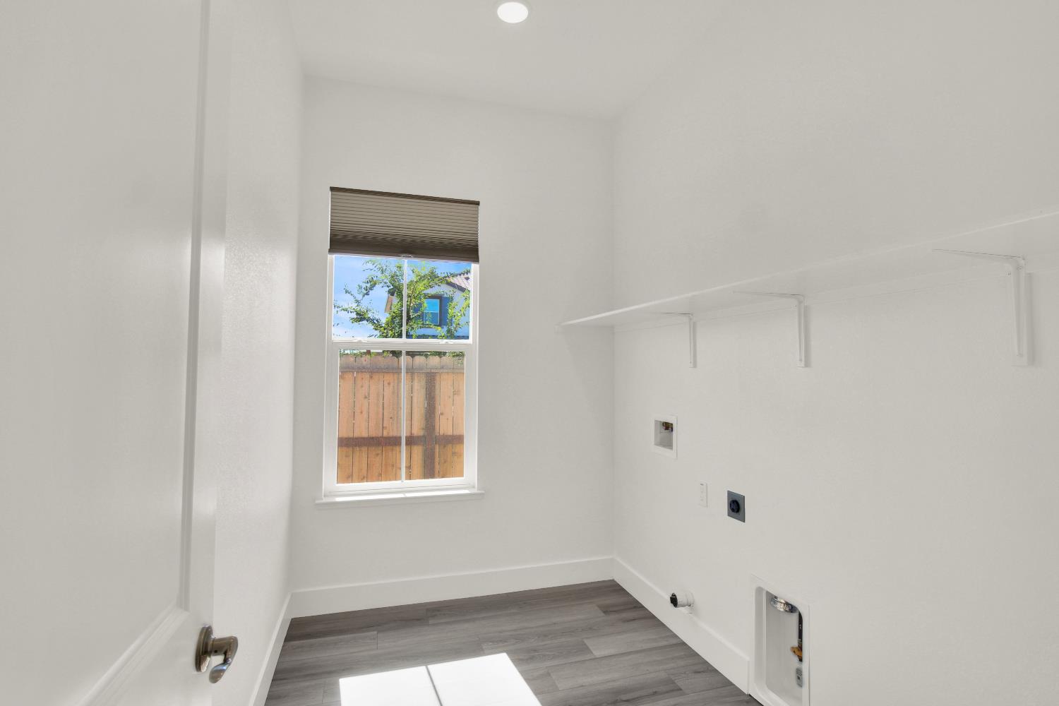 2039 Carmel Ranch Cir, Oakdale, CA 95361