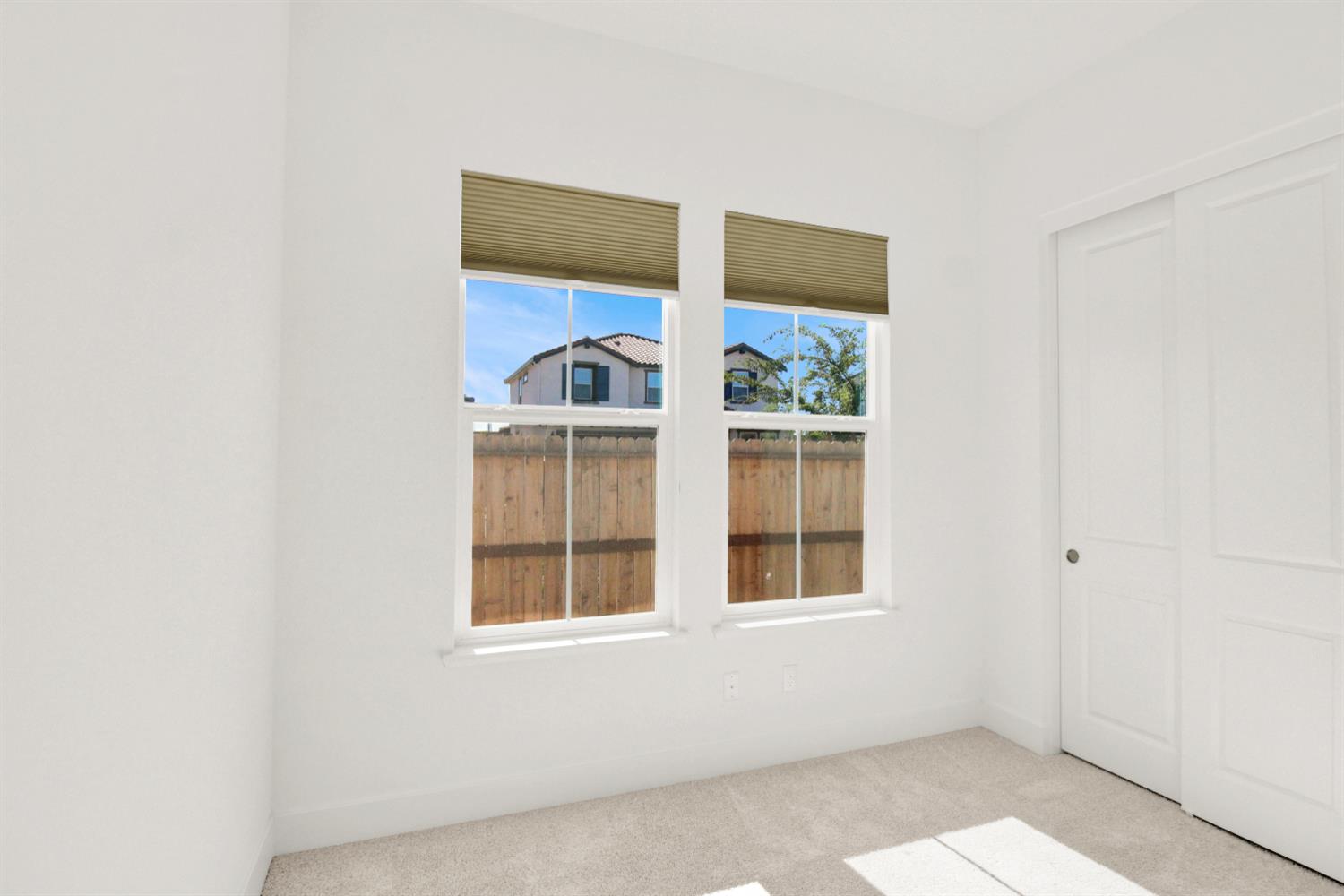 2039 Carmel Ranch Cir, Oakdale, CA 95361