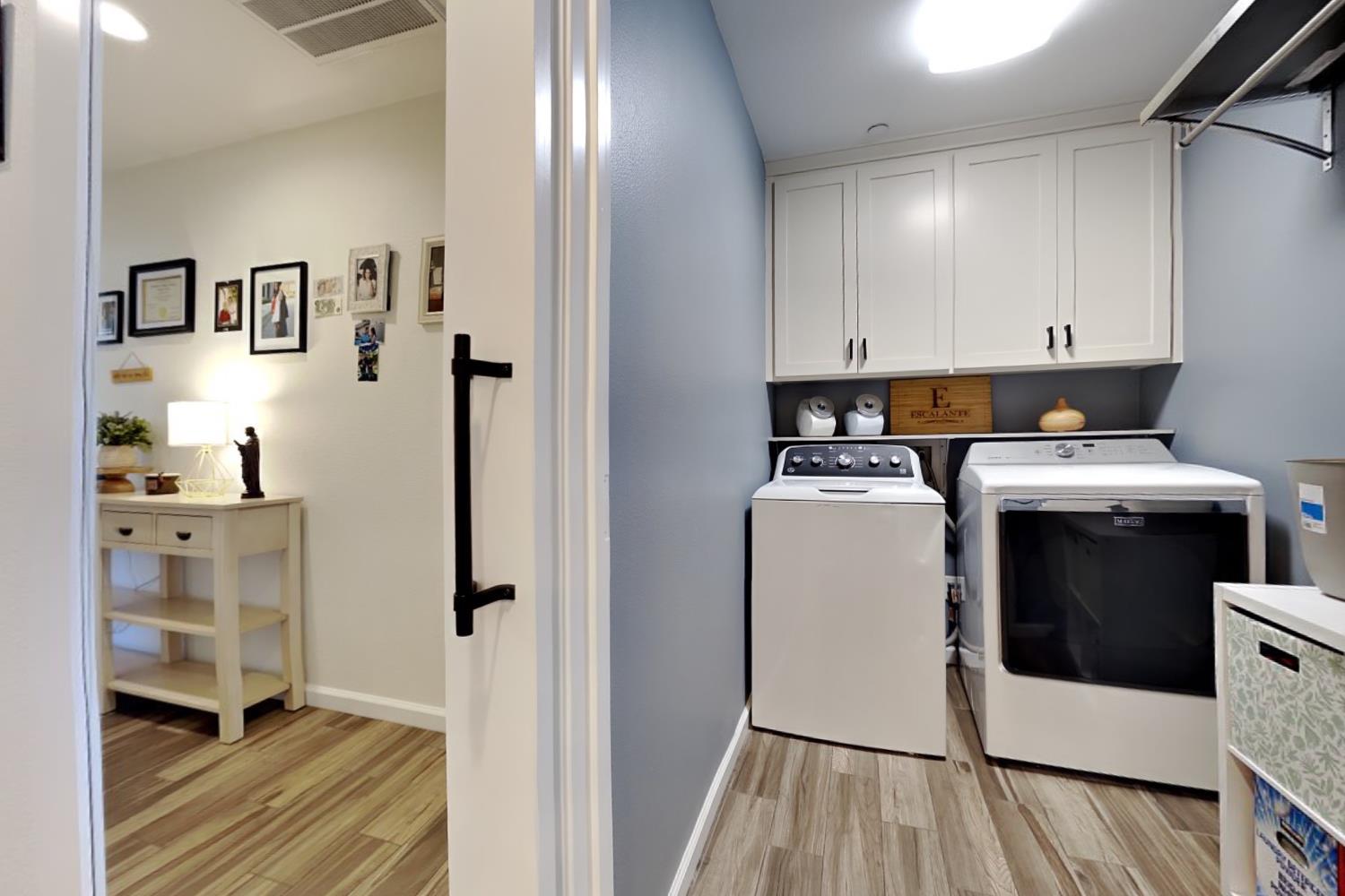 528 D St, Waterford, CA 95386