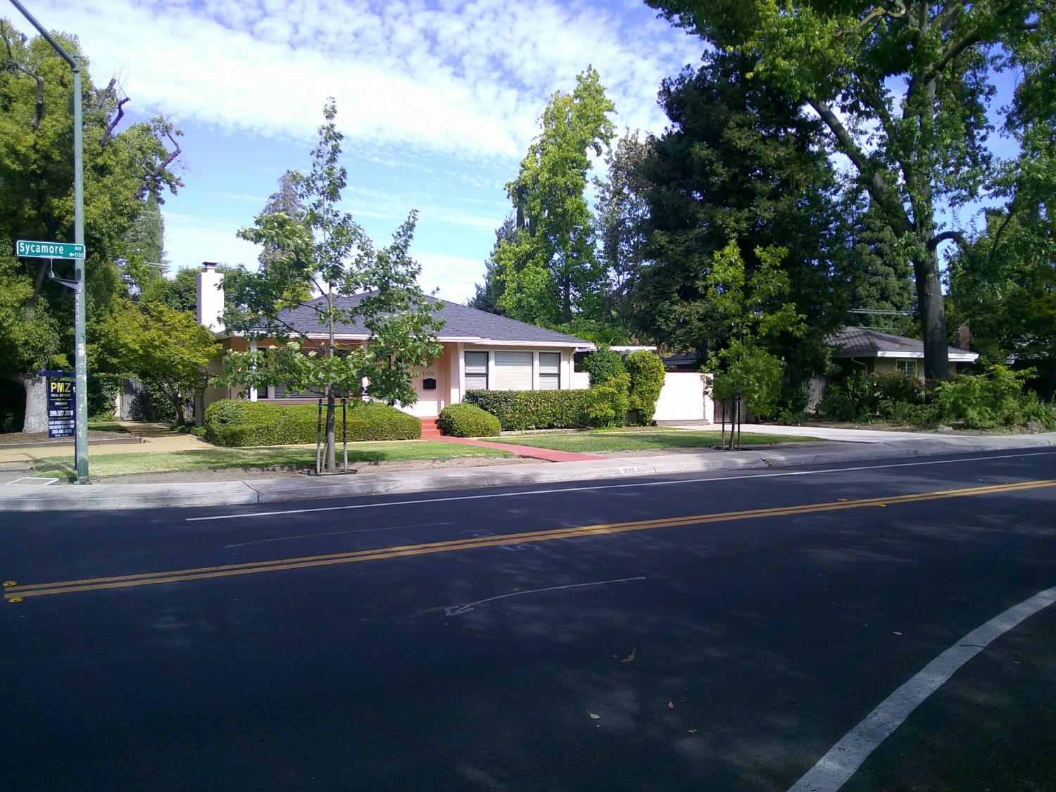 1020 Sycamore Ave, Modesto, CA 95350