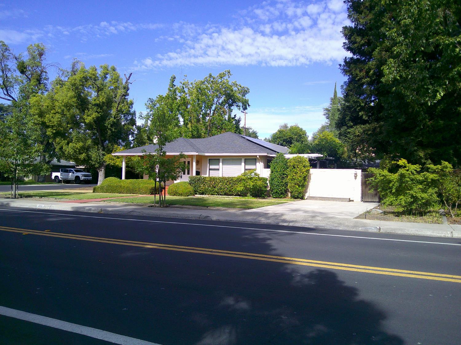 1020 Sycamore Ave, Modesto, CA 95350