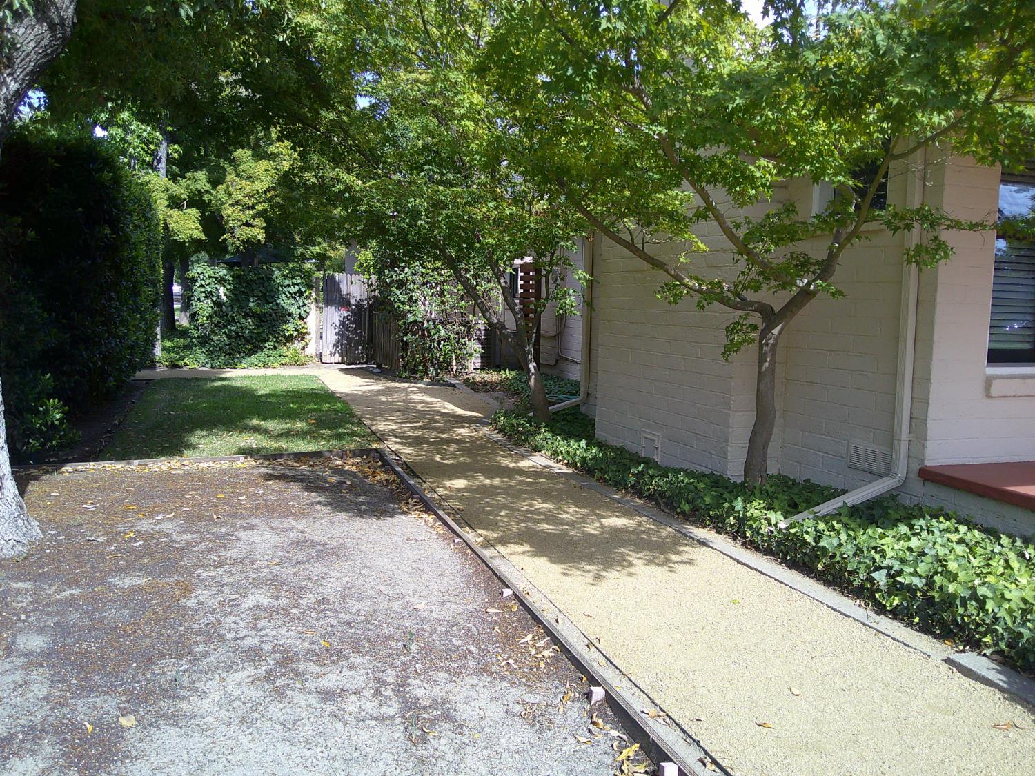 1020 Sycamore Ave, Modesto, CA 95350