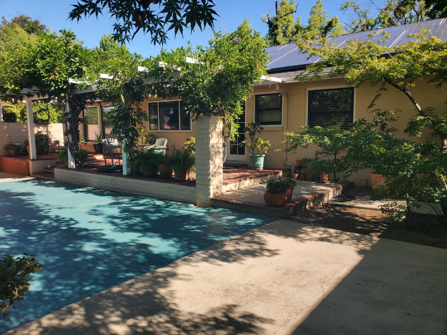 1020 Sycamore Ave, Modesto, CA 95350