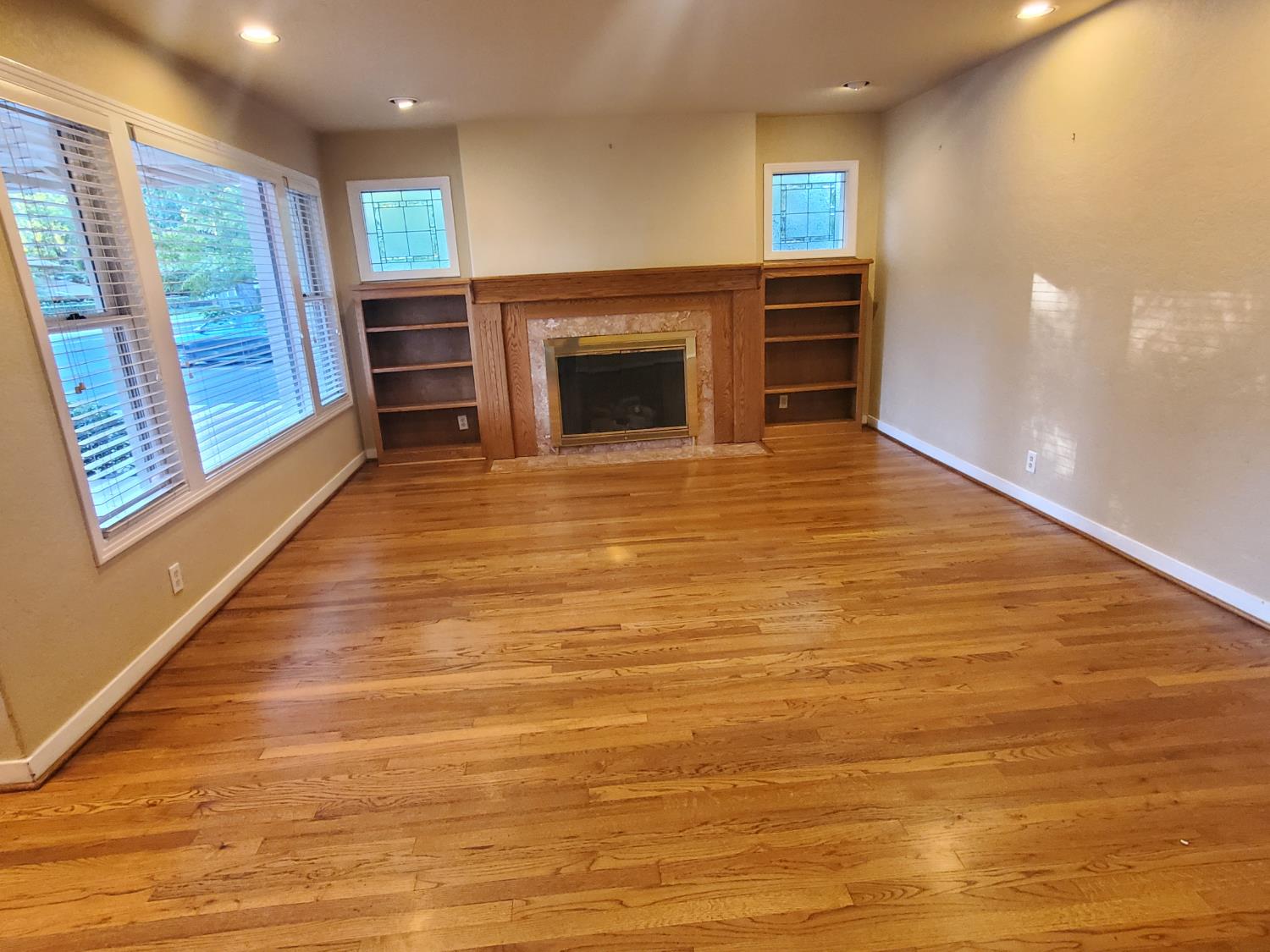 1020 Sycamore Ave, Modesto, CA 95350