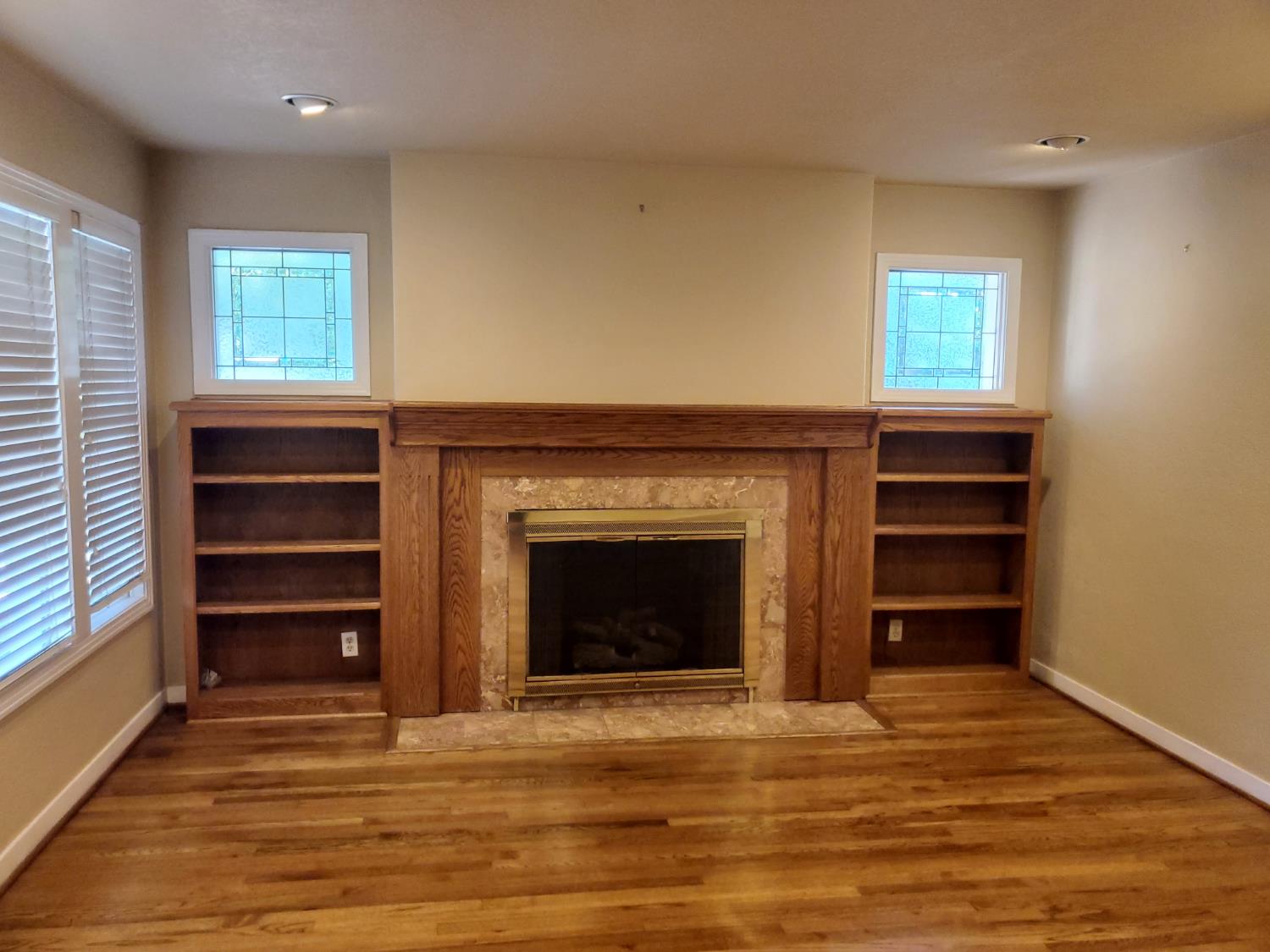 1020 Sycamore Ave, Modesto, CA 95350