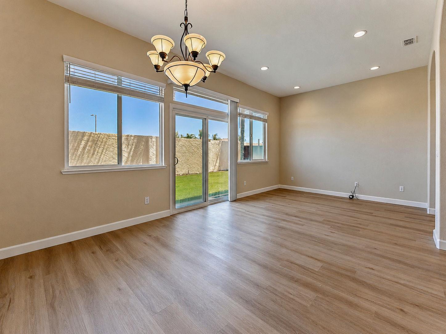 76 Portrait Ln, Patterson, CA 95363
