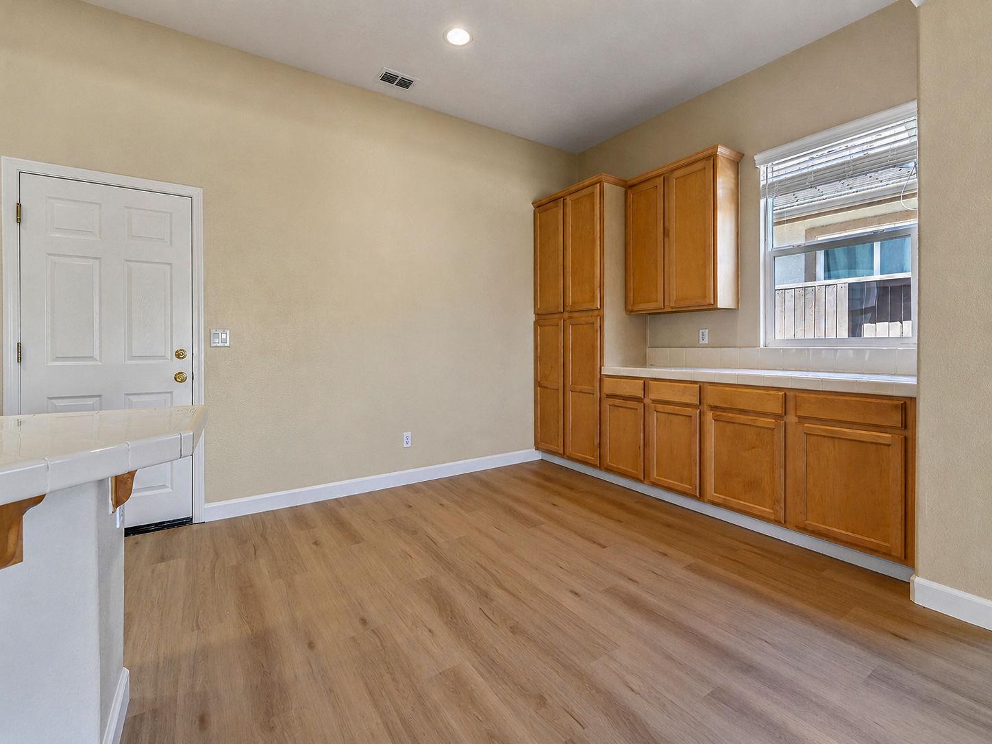 76 Portrait Ln, Patterson, CA 95363