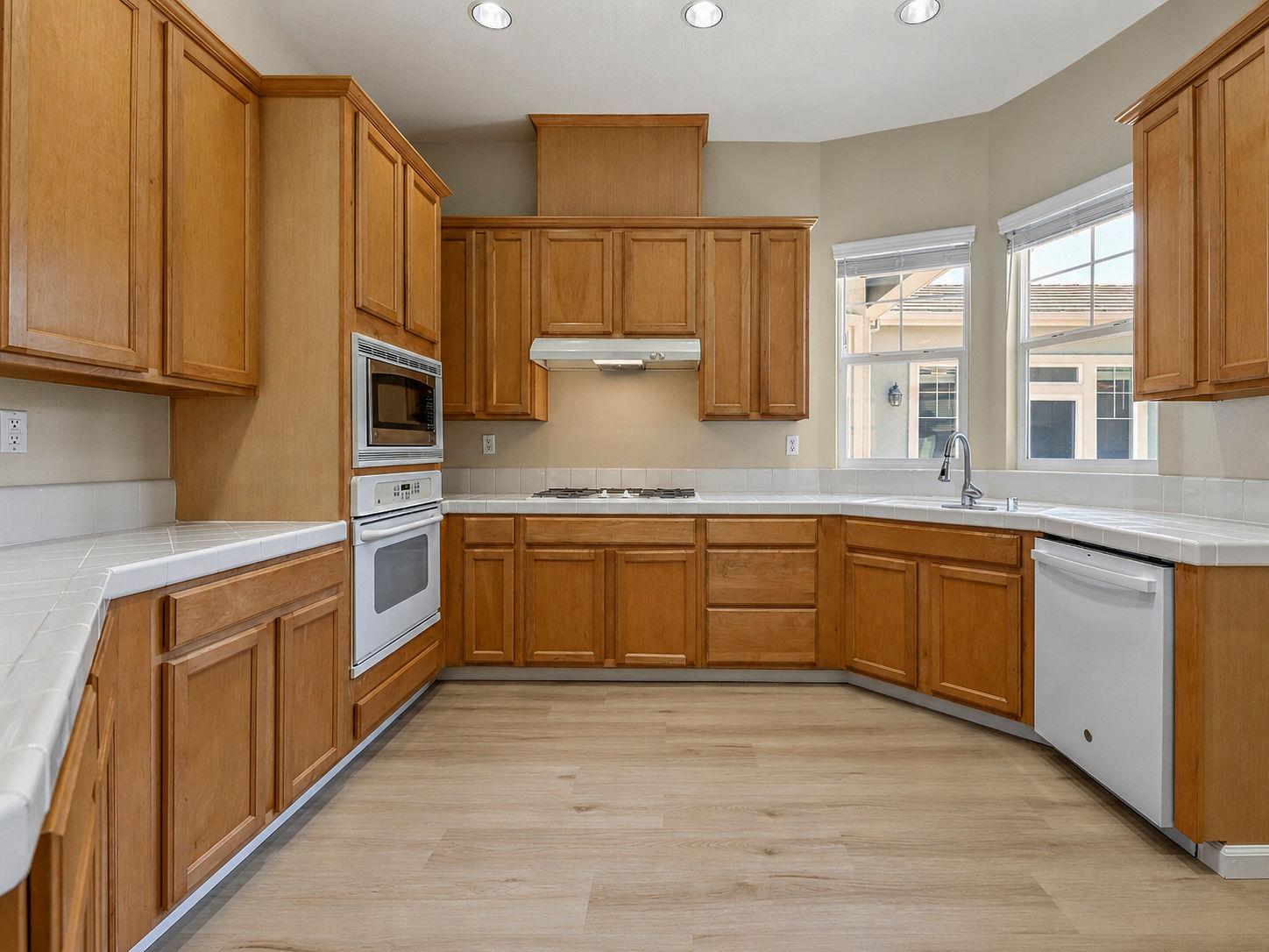 76 Portrait Ln, Patterson, CA 95363