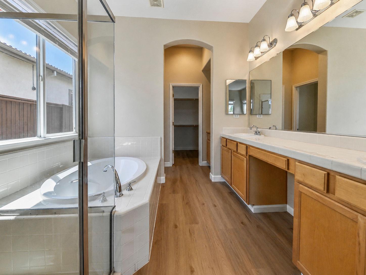 76 Portrait Ln, Patterson, CA 95363
