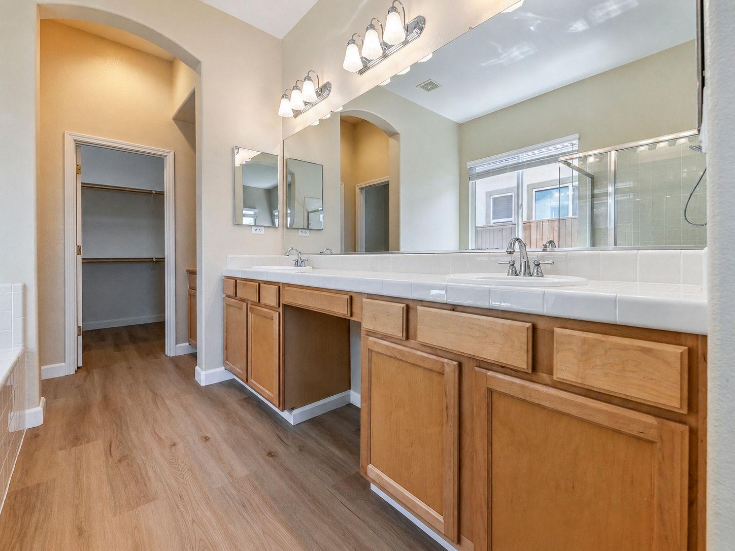 76 Portrait Ln, Patterson, CA 95363