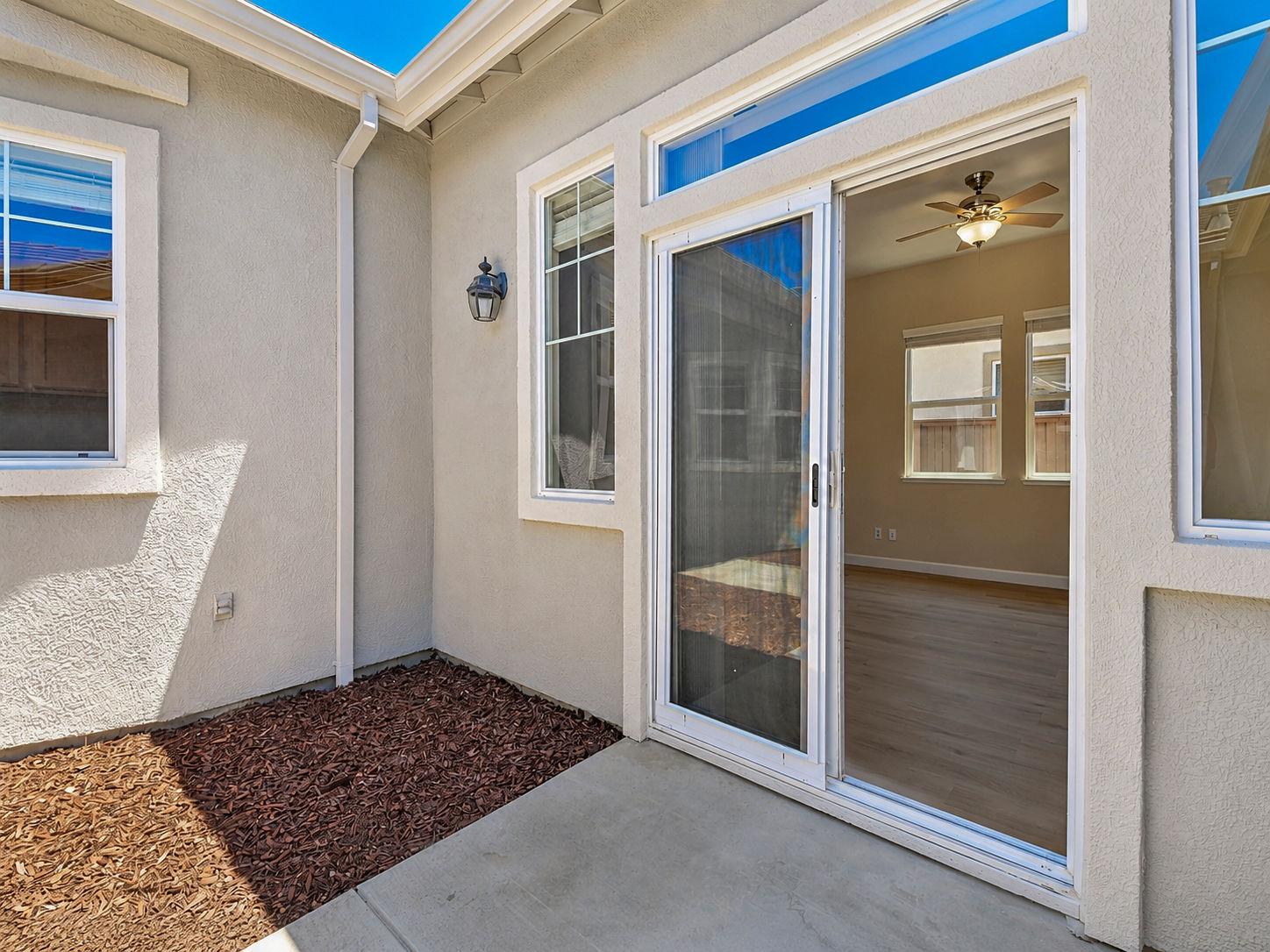 76 Portrait Ln, Patterson, CA 95363