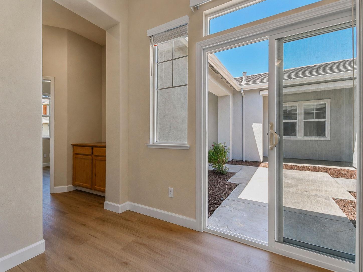 76 Portrait Ln, Patterson, CA 95363
