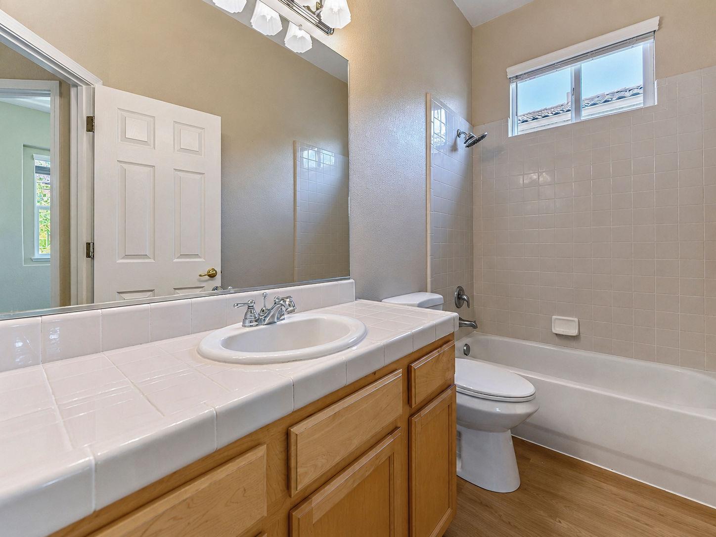 76 Portrait Ln, Patterson, CA 95363