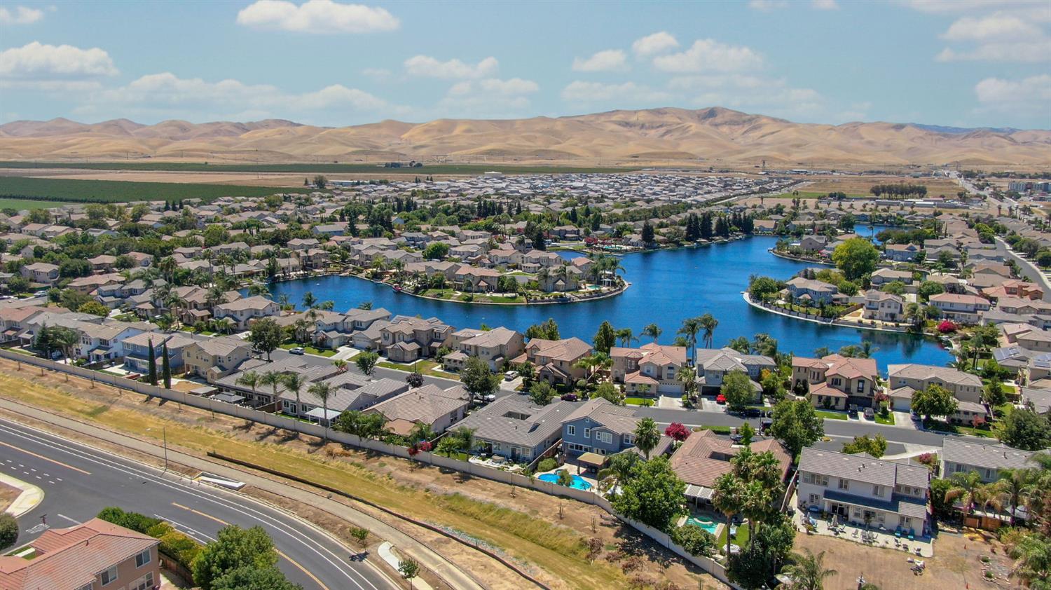 76 Portrait Ln, Patterson, CA 95363