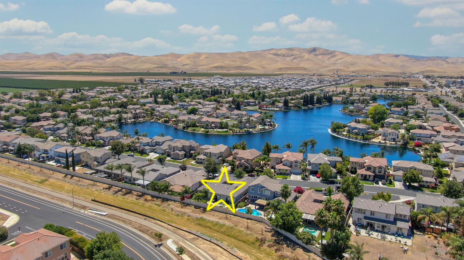 76 Portrait Ln, Patterson, CA 95363