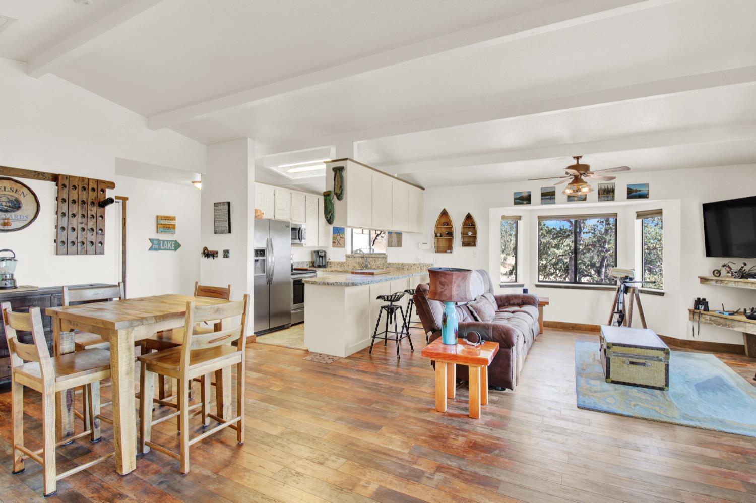 5270 Arbolada Dr, La Grange, CA 95329