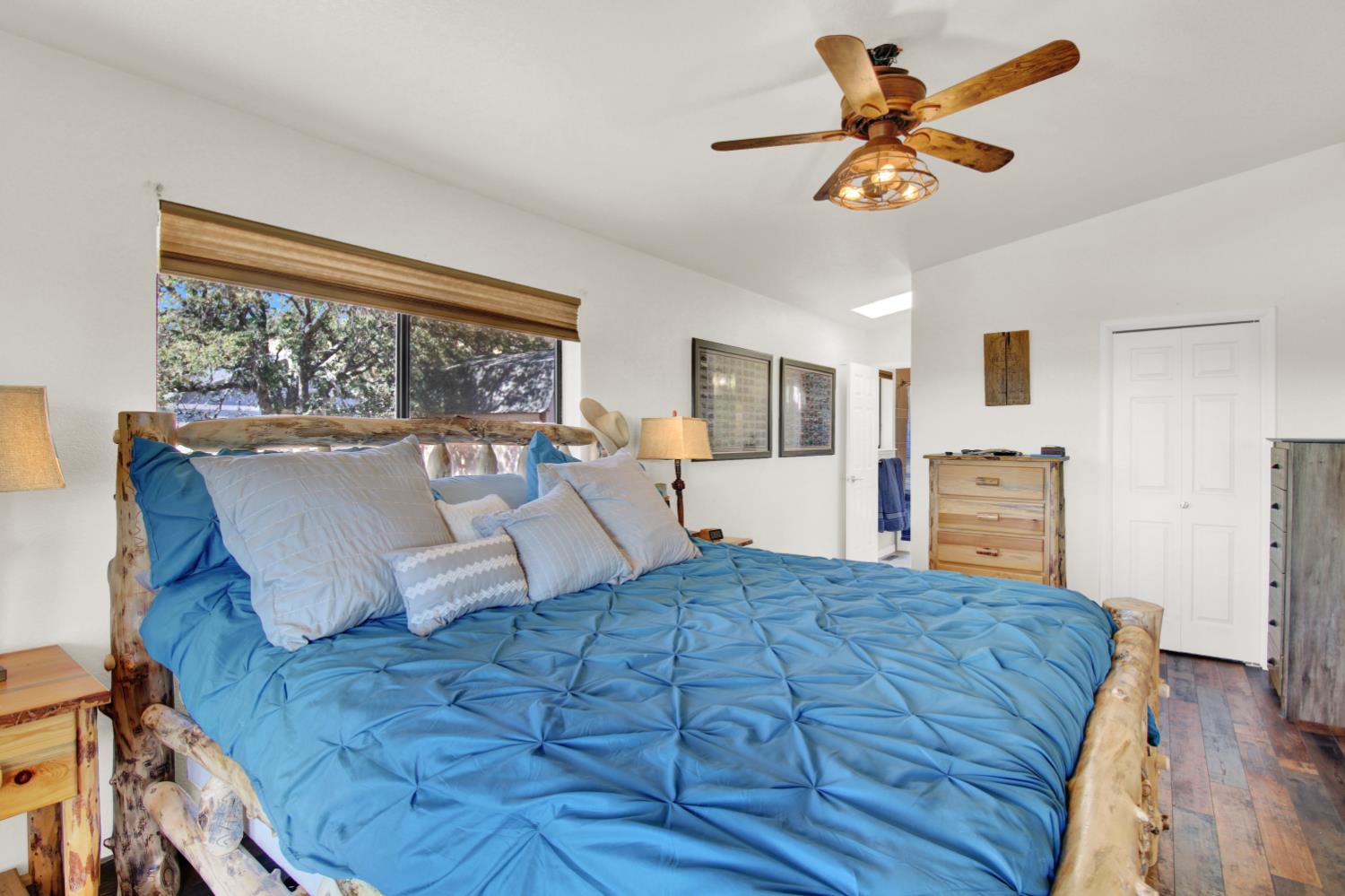5270 Arbolada Dr, La Grange, CA 95329